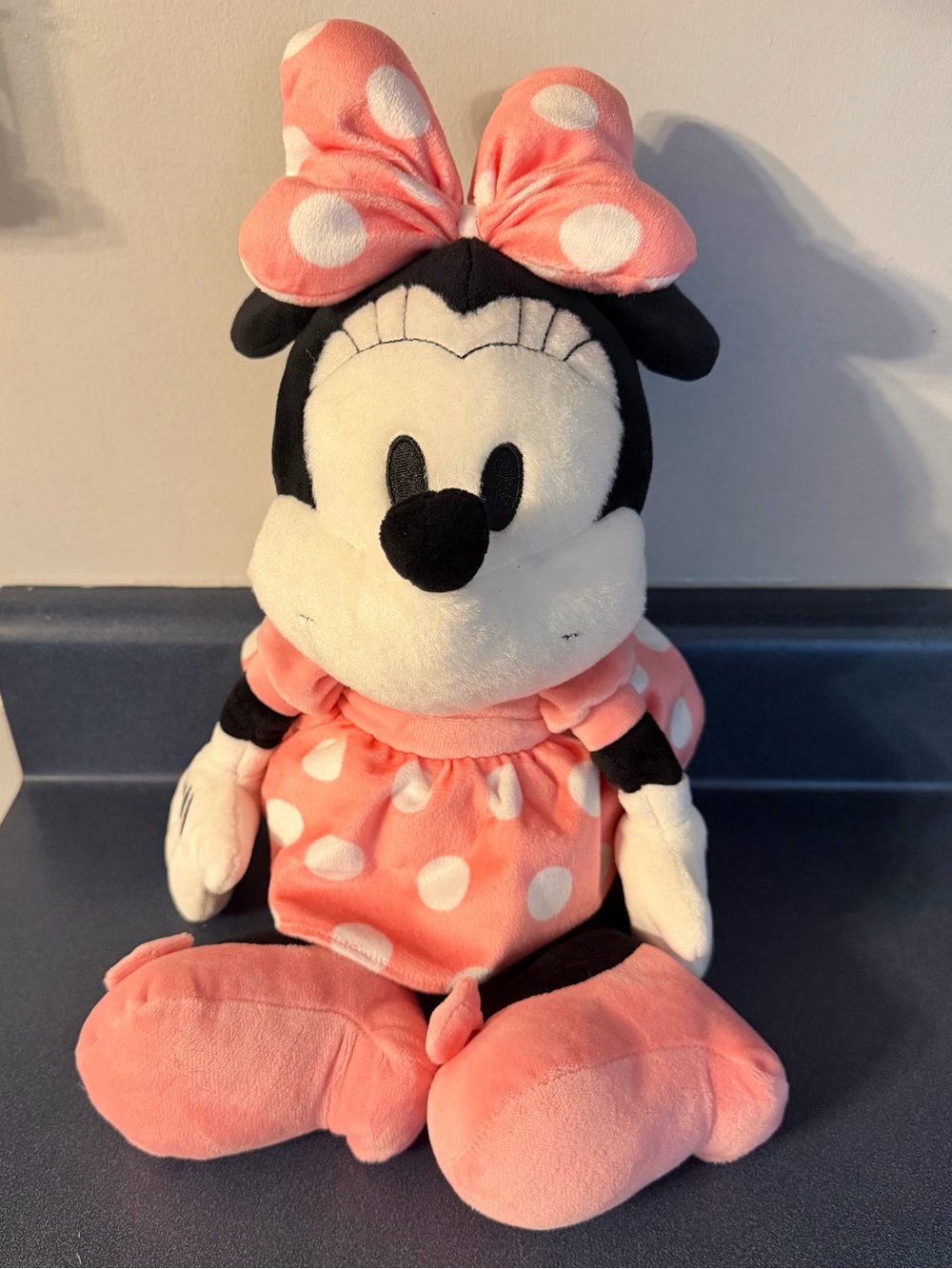Disney Baby Minnie Mouse 18” Plush Lambs & Ivy Pink Polka Dot Dress Bow 2020